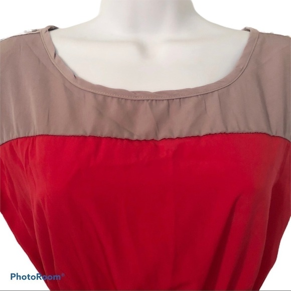 Soprano Size XS Color Block Cinched Waist Lightweight Dress Red Tan - Picture 3 of 9